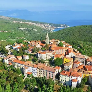 Nela Apartament